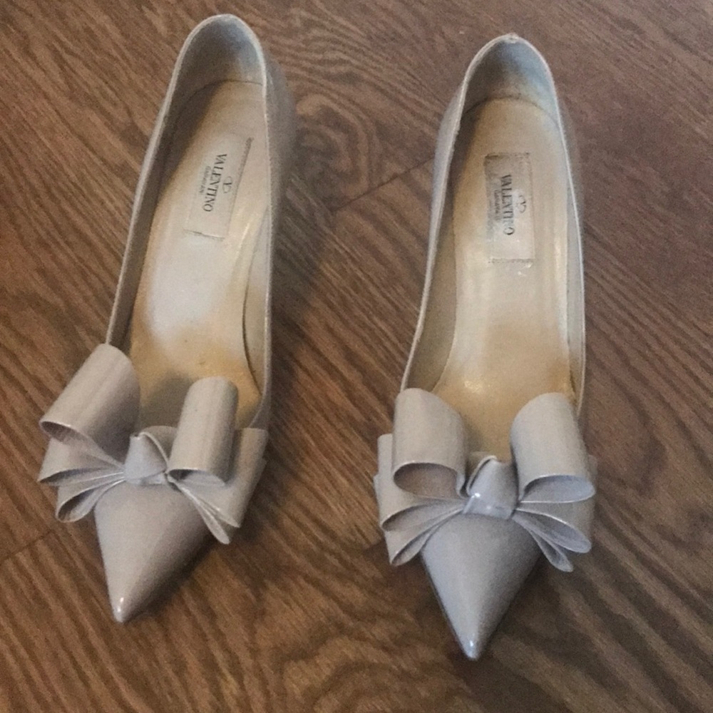 Valentino bow pumps